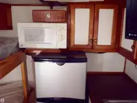 سفينة سحب للبيع