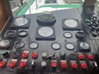 قارب طيار للبيع