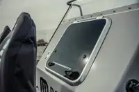 قارب مطاطي صلب للبيع