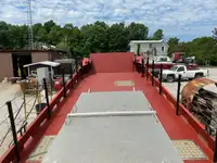 مركبة الهبوط ، الخزان للبيع