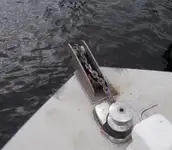 قوارب العمل للبيع