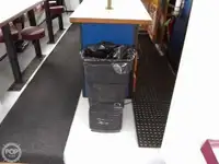 قاطعة للبيع
