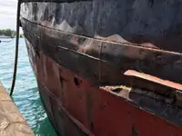 سفينة سحب للبيع
