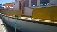 سفينة سياحية للبيع