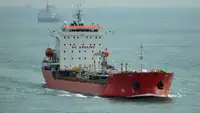 Oil/Chemical tanker للبيع