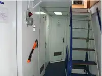سفينة سحب للبيع