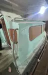 قوارب العمل للبيع