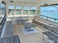 سفينة سياحية للبيع