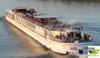 سفينة سياحية للبيع