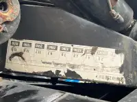 قوارب العمل للبيع