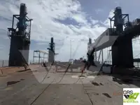 سفينة حاويات للبيع