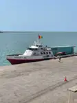 سفينة حاويات للبيع