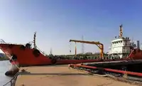 Oil/Chemical tanker للبيع