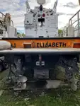 قوارب العمل للبيع