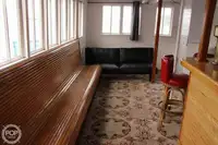 سفينة عبّارة للبيع
