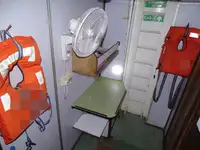 سفينة سحب للبيع