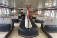سفينة عبّارة للبيع