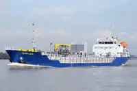 Oil/Chemical tanker للبيع