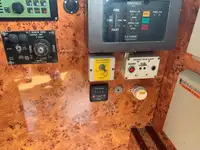قارب طيار للبيع