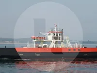 سفينة نقل بضائع بالمركبات (Ro-Ro) للبيع
