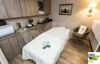 سفينة سياحية للبيع