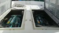 قارب طاقم للبيع