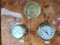 قارب طيار للبيع