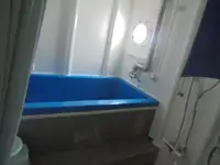 زورق دورية للبيع