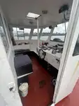 قوارب العمل للبيع