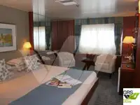 سفينة سياحية للبيع