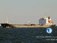ناقلة نفط / مواد كيميائية للبيع