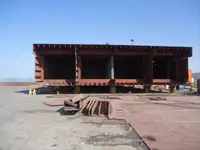 بارجة للبيع