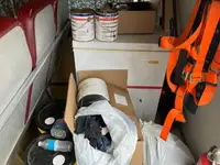 قارب طاقم للبيع