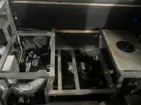 قوارب العمل للبيع