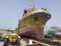 سفينة سحب للبيع