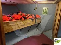 سفينة سياحية للبيع