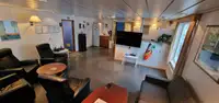 ناقلة وقود للبيع
