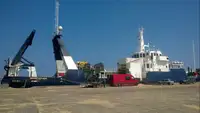 سفينة بحثية للبيع