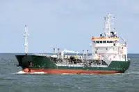 Oil/Chemical tanker للبيع
