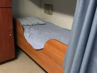 سفينة بحثية للبيع