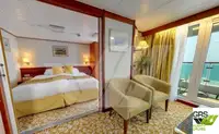 سفينة سياحية للبيع