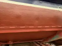 قوارب العمل للبيع