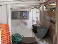 سفينة لنقل الأسماك الحية للبيع