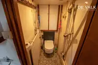 زورق دورية للبيع