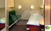 سفينة نقل بضائع بالمركبات (Ro-Ro) للبيع