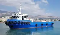 سفينة سحب للبيع