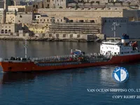 ناقلة نفط / مواد كيميائية للبيع