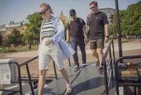 سفينة حاويات للبيع
