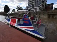 سفينه سياحيه للبيع