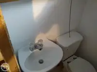 قاطعة للبيع